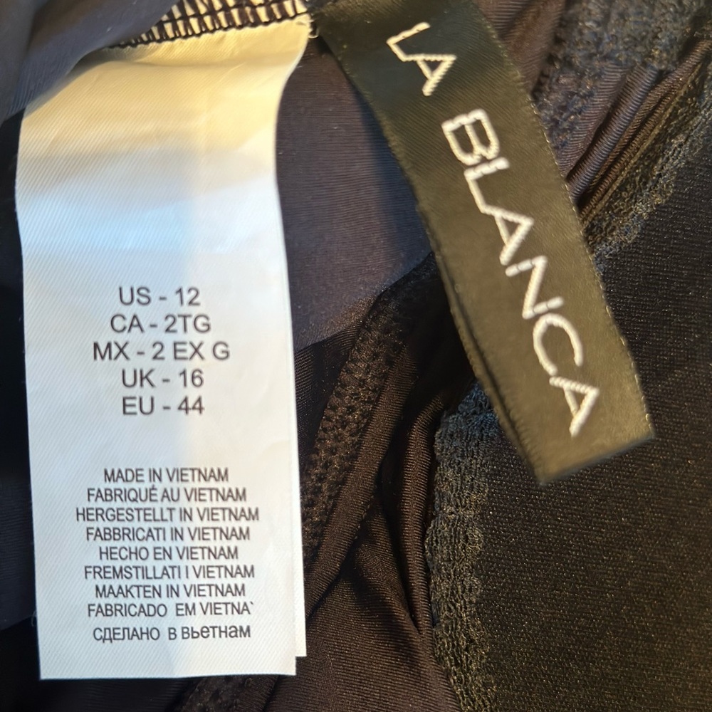- La Blanca black one piece swim suit size 12 - Picture 8 of 10